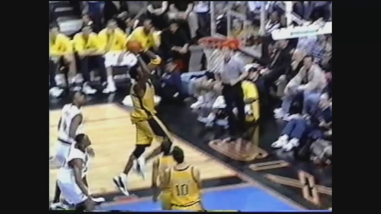 Jermaine O'Neal 25 Points 3 Ast @ 76ers, 2001-02.