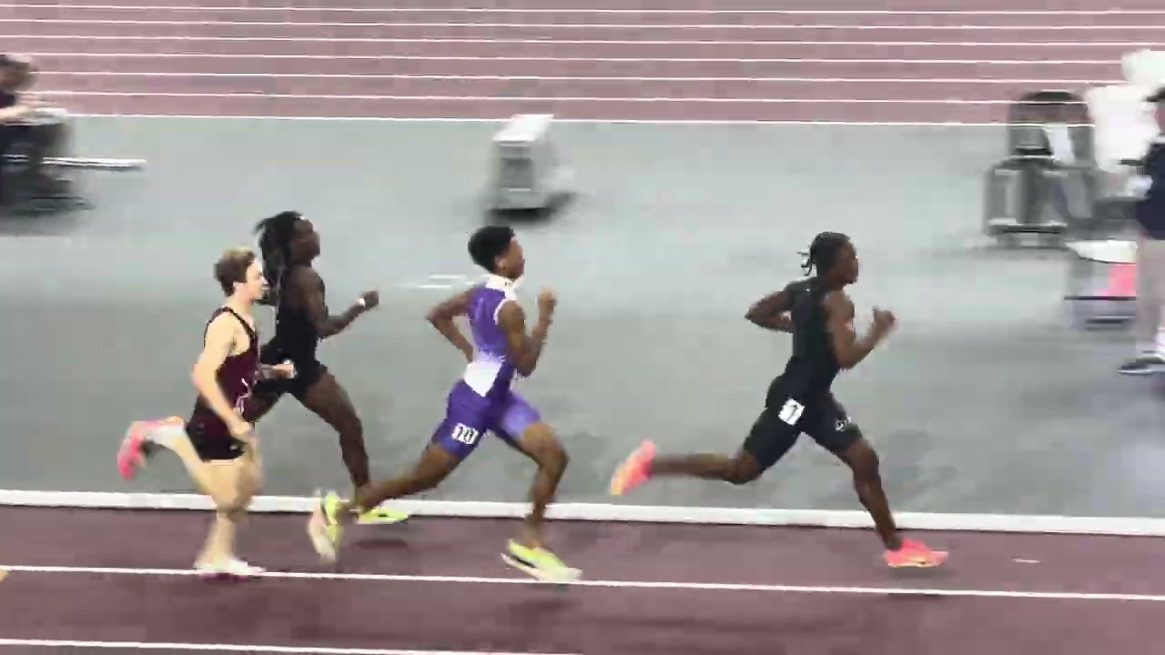 800m @ A&M indoor