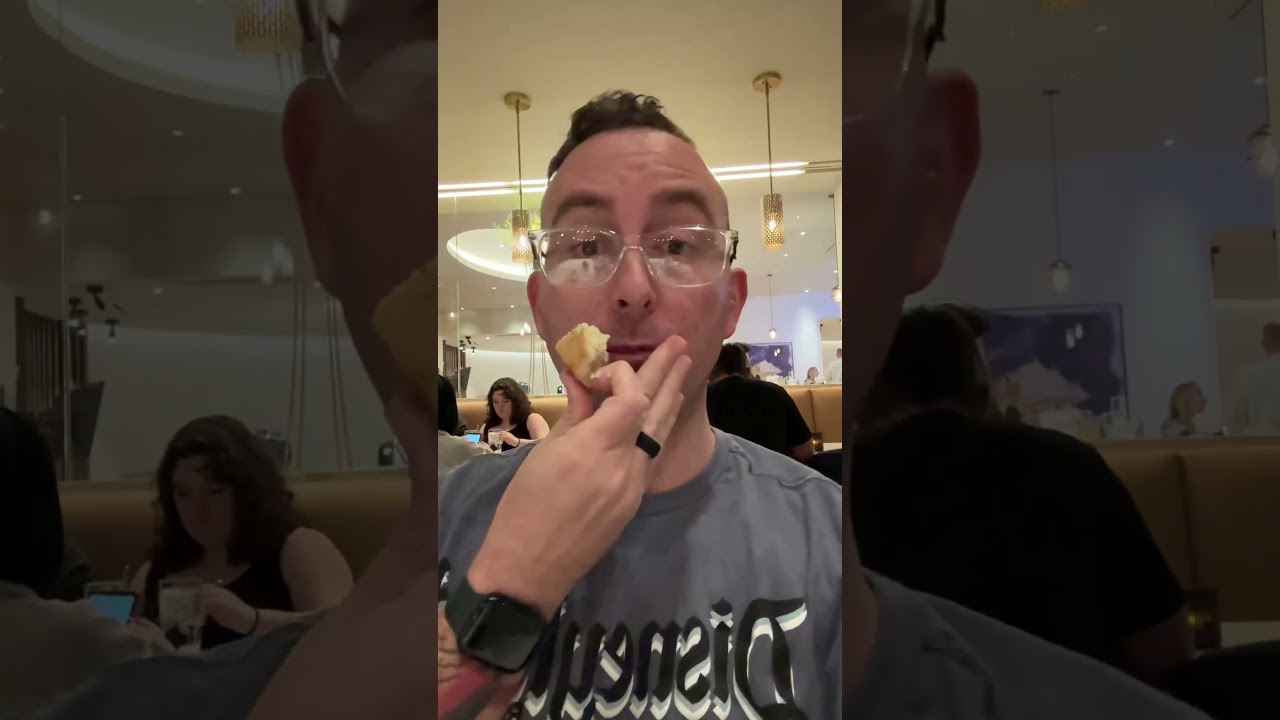 Steakhouse 71 review- our favorite restaurant at WDW! #steakhouse71 #wdw