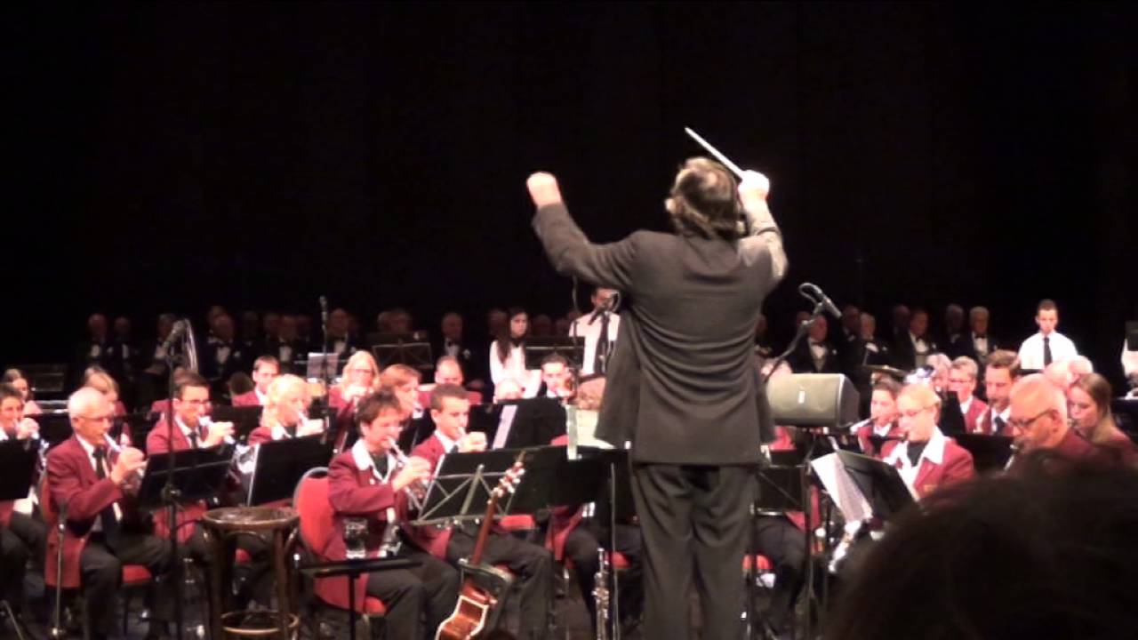 FANFARE HELDEN - OUVERTURE 1812