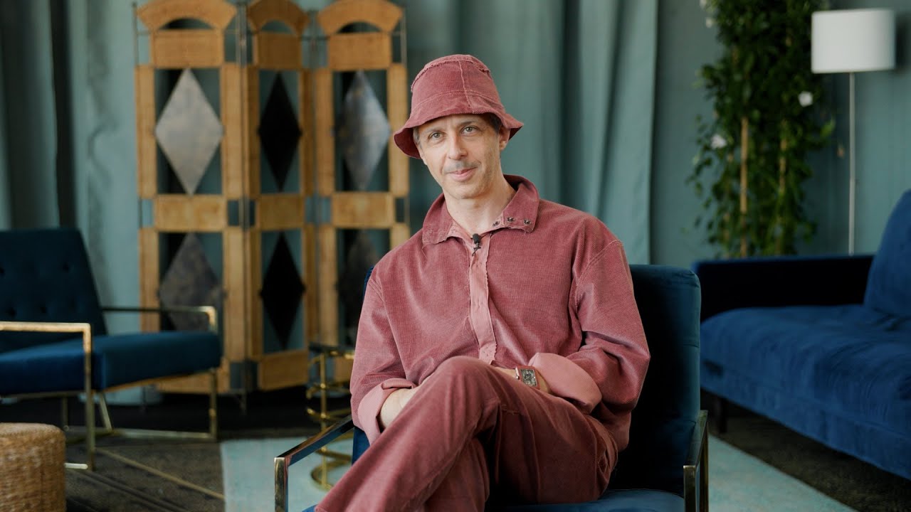 JEREMY STRONG - Interview -  English (Sous-titr&eacute; fran&ccedil;ais) - Cannes 2025