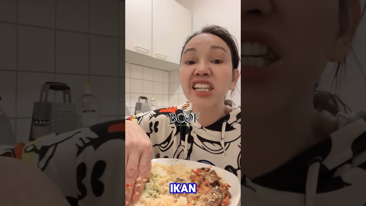 BUNDA CORLA RATU JRENG MAKAN SAHUR PORSINYA LUAR BIASA JADI NGILER LIHATNYA