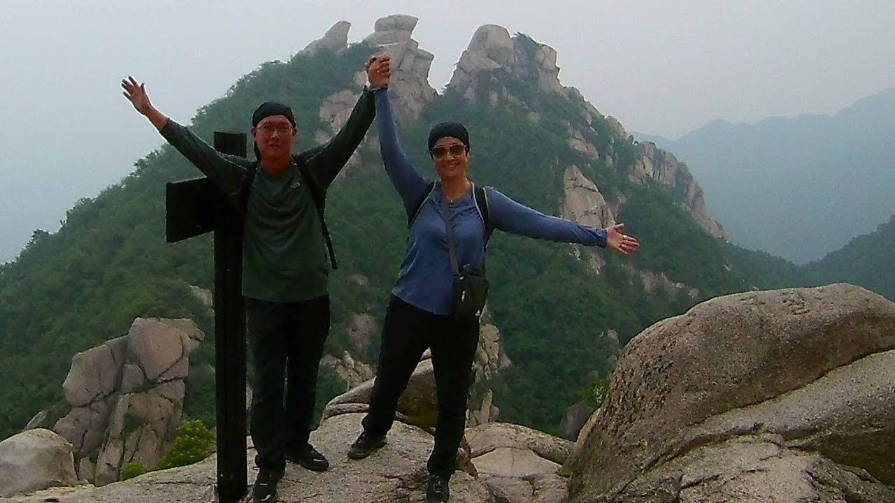 (SA#12) Day Hike at Bukhansan Mountain Korea @ SkyAnt Hikers 17 June 2018