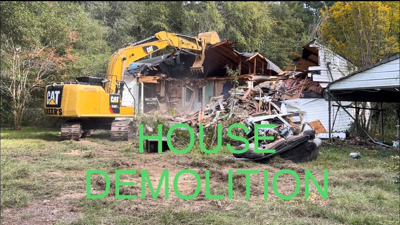 Tearing down a house. #caterpillar #demolition #excavator