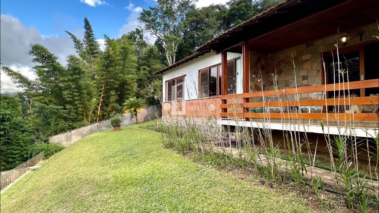 (CA00156|VENDA) Casa localizada em rua sem saída, à venda no bairro GOLFE, em Teresópolis Rj!