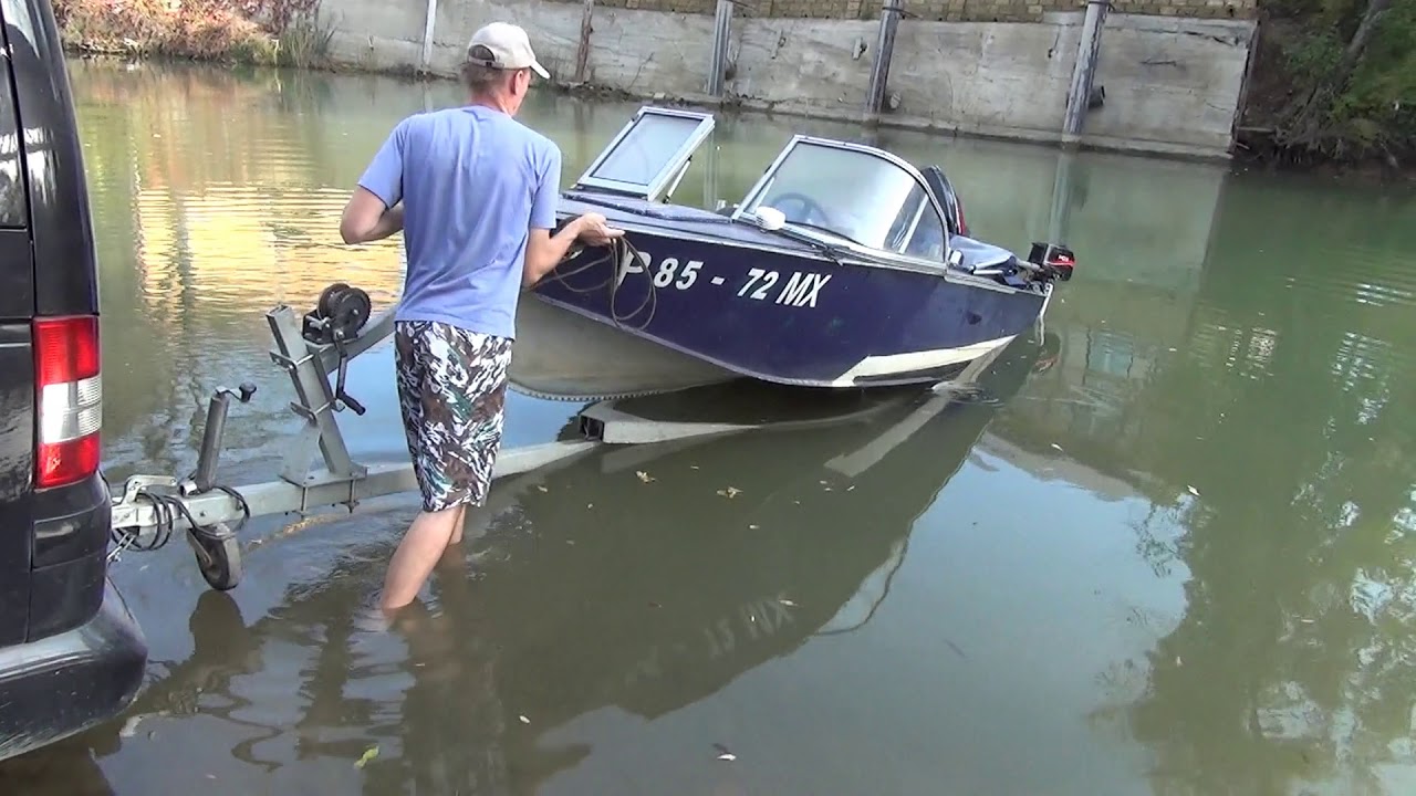 Вышли на лодке в Черное море