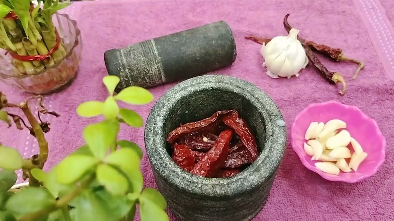 #राजस्थानी लहसून लाल मिर्च की चटनी#l lehsun ki chutney rajasthan ki famous