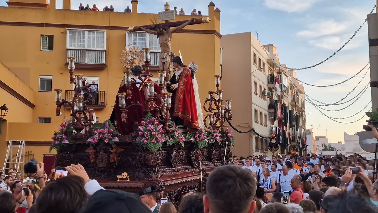 SALIDA EXTRAORDINARIA VERA CRUZ DE PUERTO REAL | A.M NTRO PADRE JESUS NAZARENO DE LA PALMA