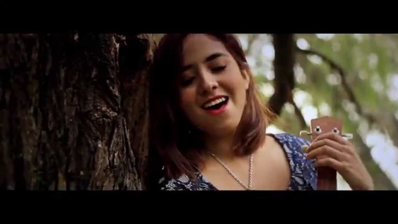 TMP - Mundo Normal (Versi&oacute;n Ac&uacute;stica)