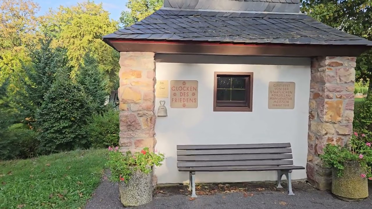 Das Glockenspiel  in Bärenfels, Osterzgebirge, alle 2 Stunden ertönt