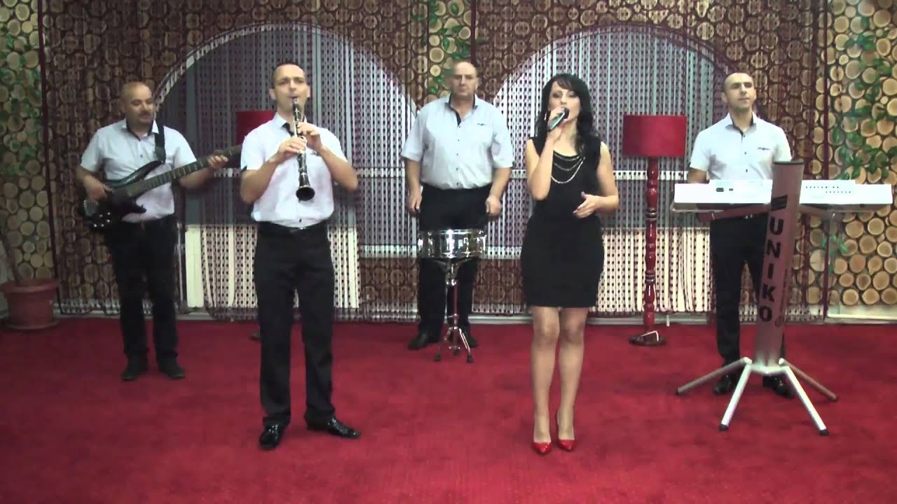 Dej gidi ludi mladi godini - Uniko band