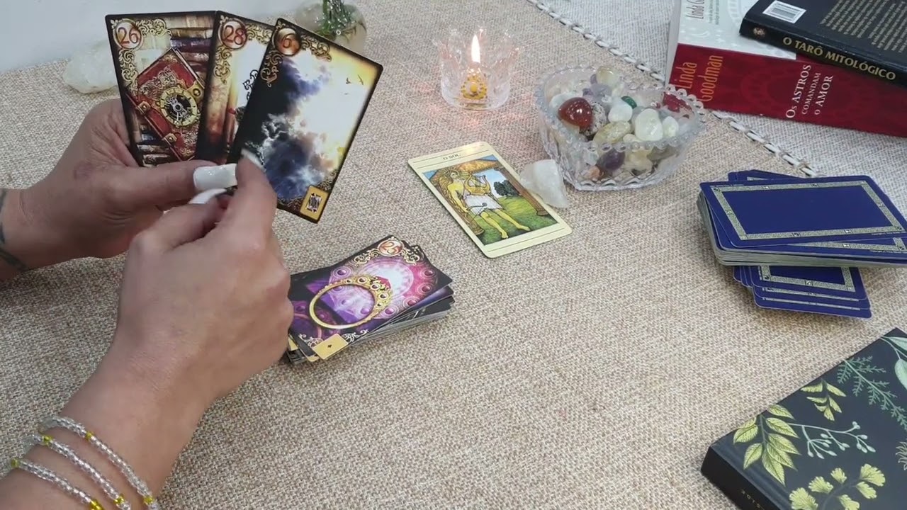 Tudo da vida dele! O que está acontecendo na vida dele tarô?