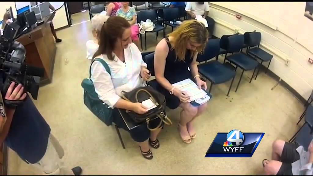 Transgender teen gets new driver's license