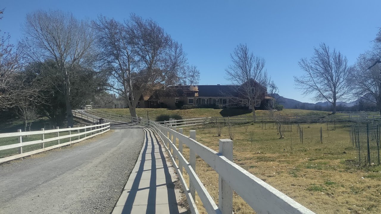 Went for a walk at Spring Mountain State Park 