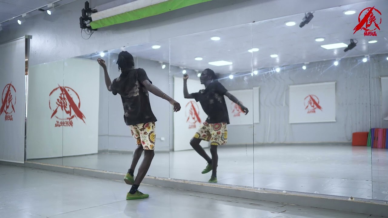 [Dance Workout] Dance decomposition teaching levixone watching you舞蹈分解教学|Sino Afro Dance Workout