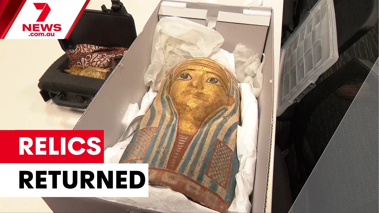 Priceless Egyptian artefacts back in museum | 7NEWS