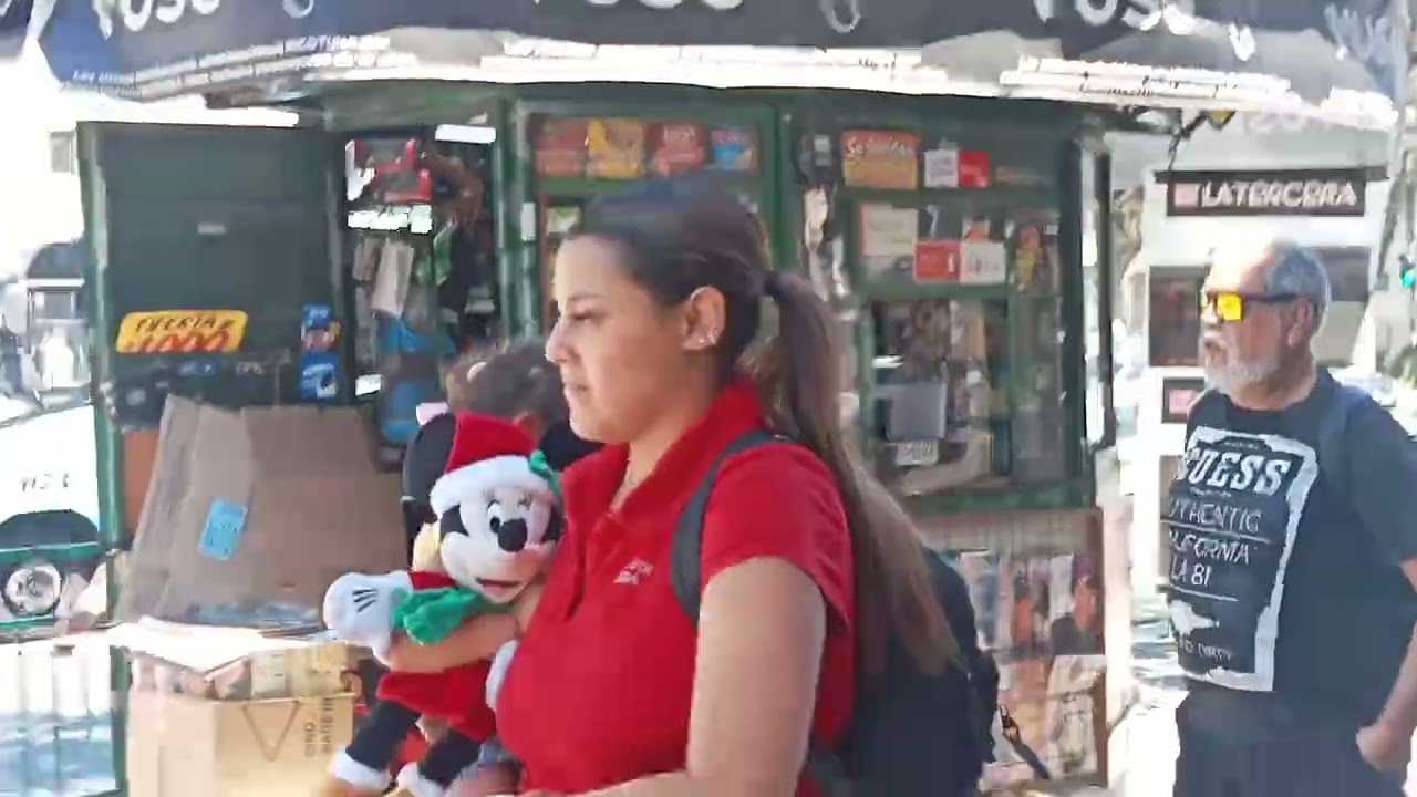 En pleno centro quilpué solo grabé colectivos Quilpué nada de micros por el paro de hoy 