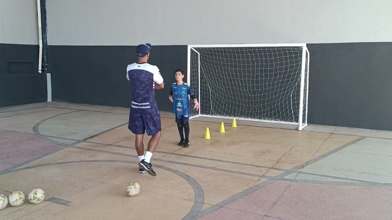 Treinamento Específico de Goleiros de Futsal  Personal Sub 10 5