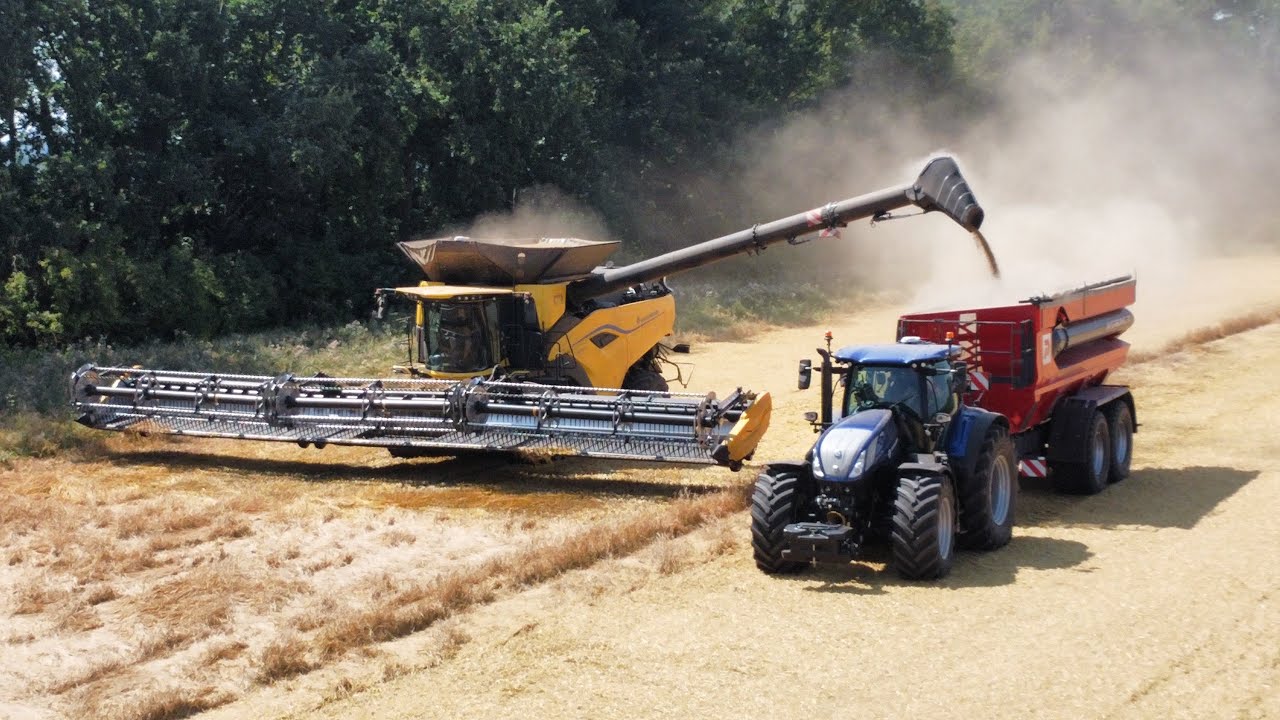 New Holland cr11 demo tour