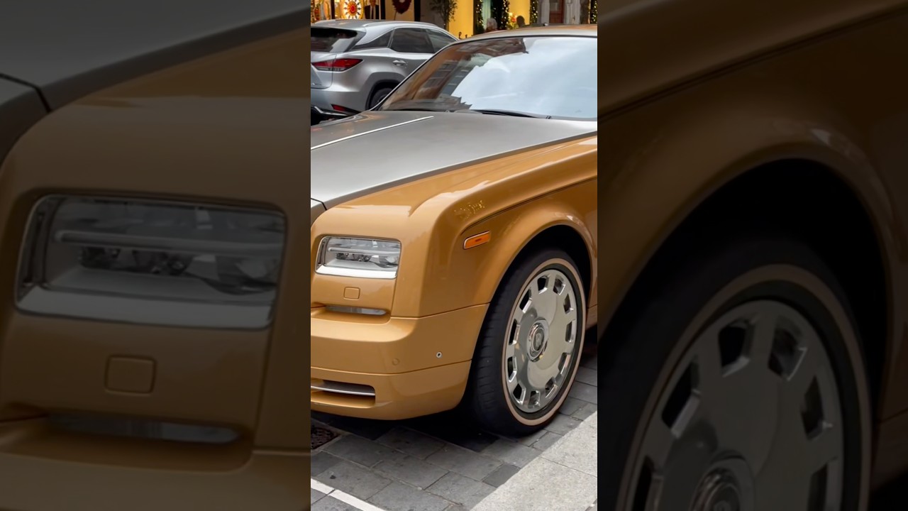 Beautiful Luxury Gold Rolls-Royce Phantom Coupe Spotted In London #rollsroyce