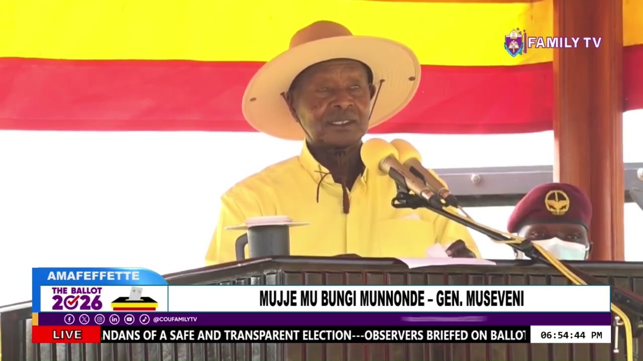 MUSEVENI AKOMEKKEREZZA KAMPEYINI E KOLOLO