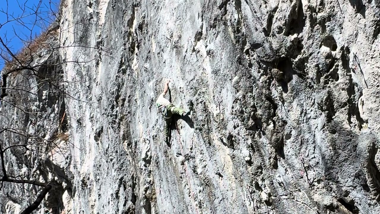 唐獅子牡丹 5.13b 二子山