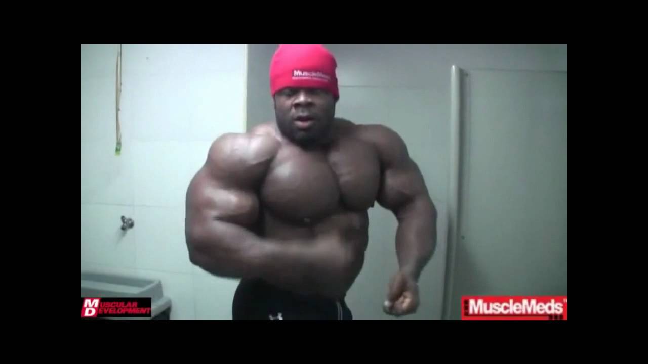 Kai Greene offseason (305lbs)