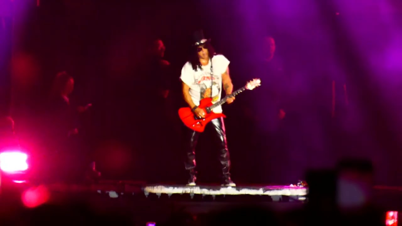 Guns and Roses Santiago, You Could Be Mine - Chile 2025 (9)