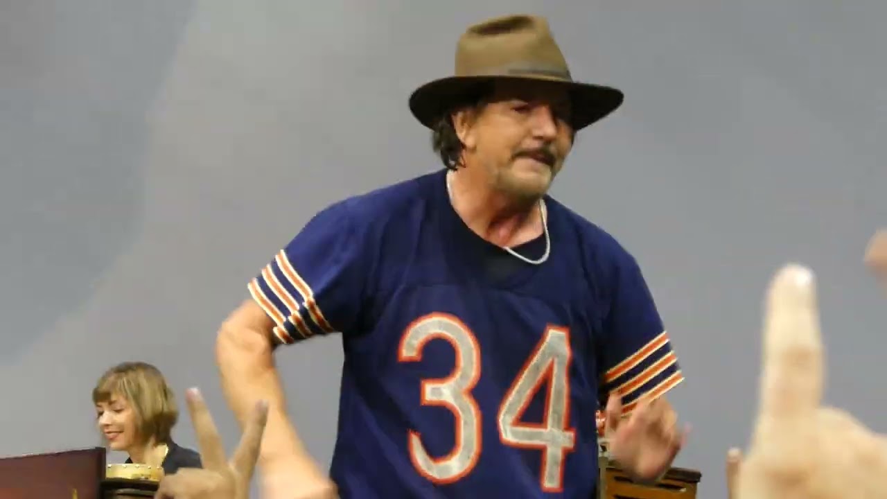 Pearl Jam - Rocking In The Free World - Wells Fargo Center, Philadelphia 09 September 2024