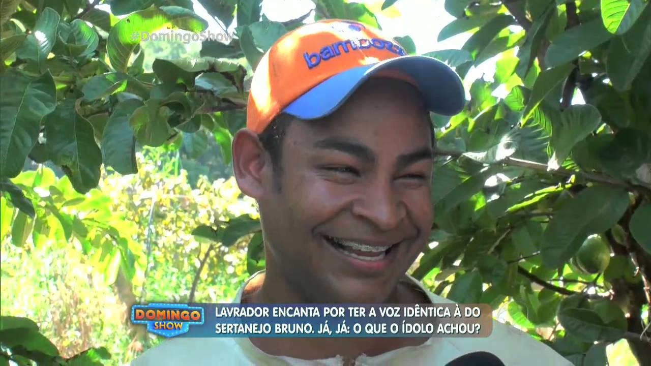 Lavrador encanta com voz id&ecirc;ntica a do sertanejo Bruno