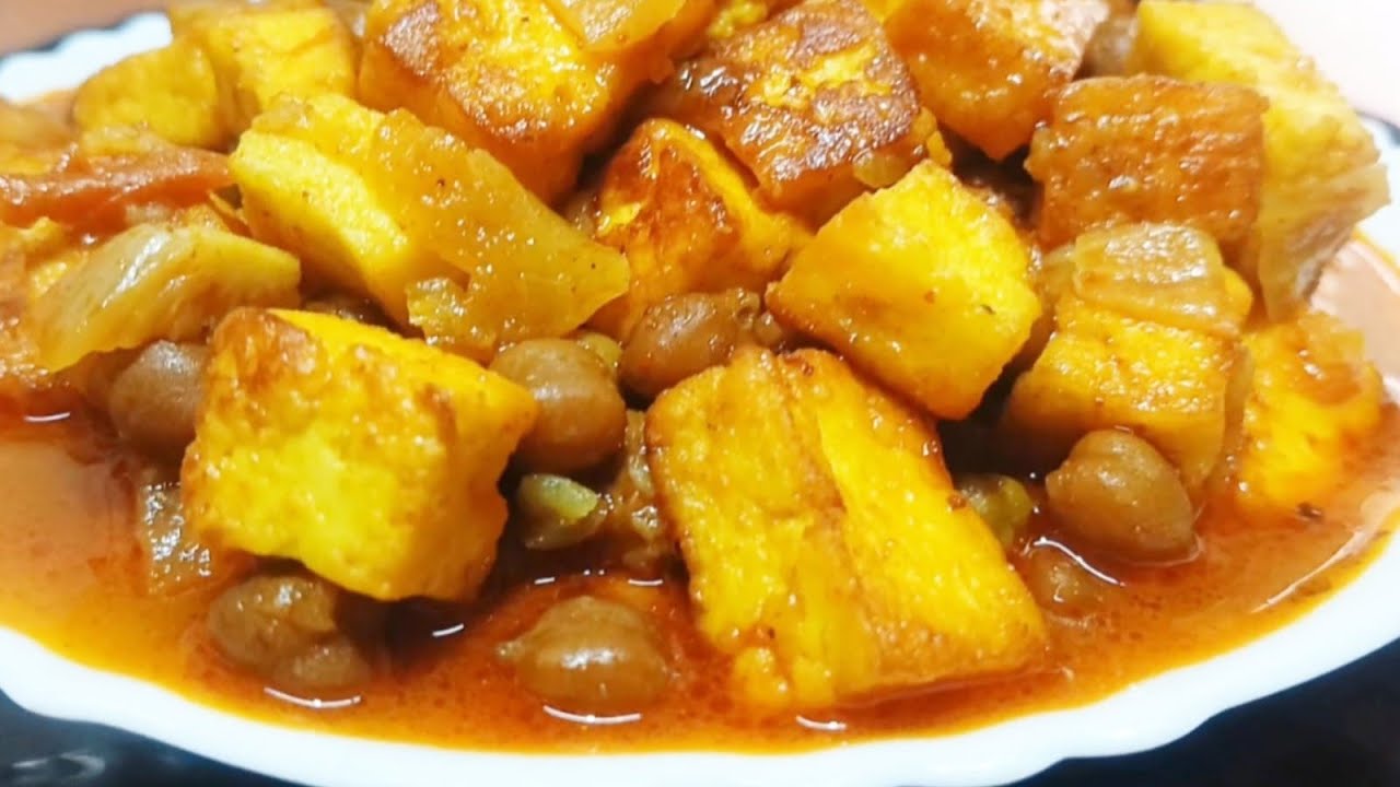 Black Chana Paneer Curry / Black Chickpeas Paneer Recipe / Black Chana Paneer Recipe 