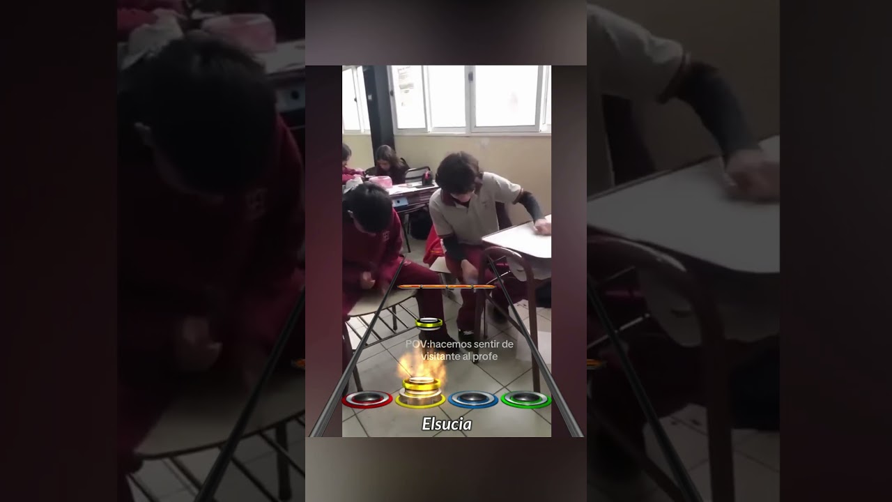 Haciendo sentir al profe como visitante #futbol #clonehero #ritmo