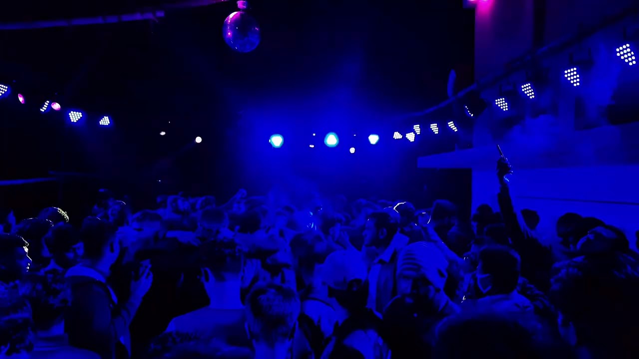 &ldquo;Endless Summer Love 🍹🔥 | Late Night Bar Vibes | Drink &bull; Dance &bull; Desire&rdquo;