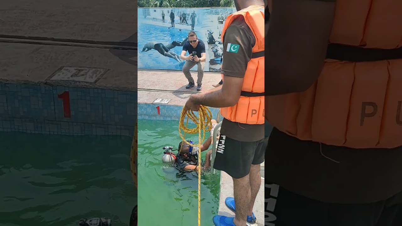 #training of #lifesavingskills in #emergency #services #acadmey #lahore