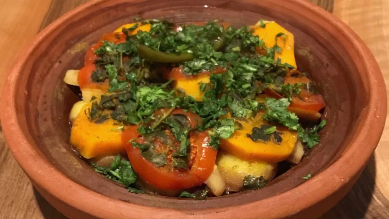 Moroccan vegetarian / vegan tagine