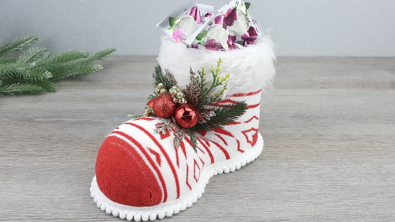 DIY Рождественский Сапожок из Консервной Банки и Носка !