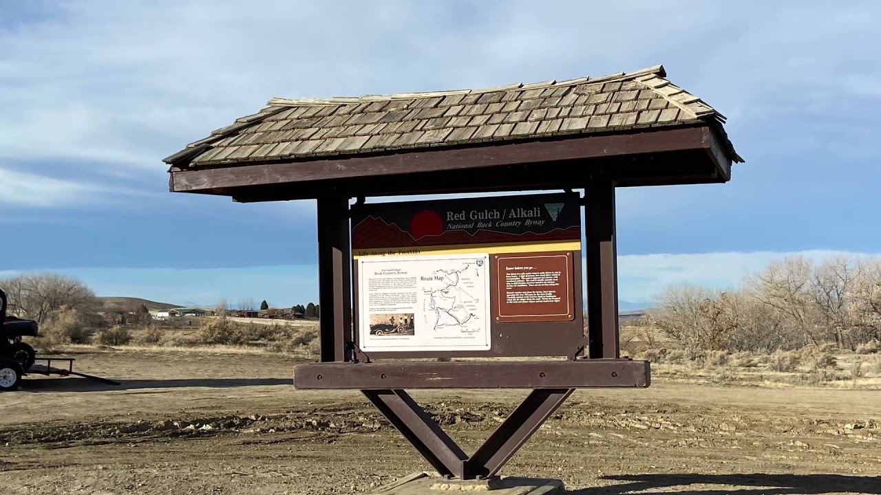 Red Gulch Dinosaur Tracks