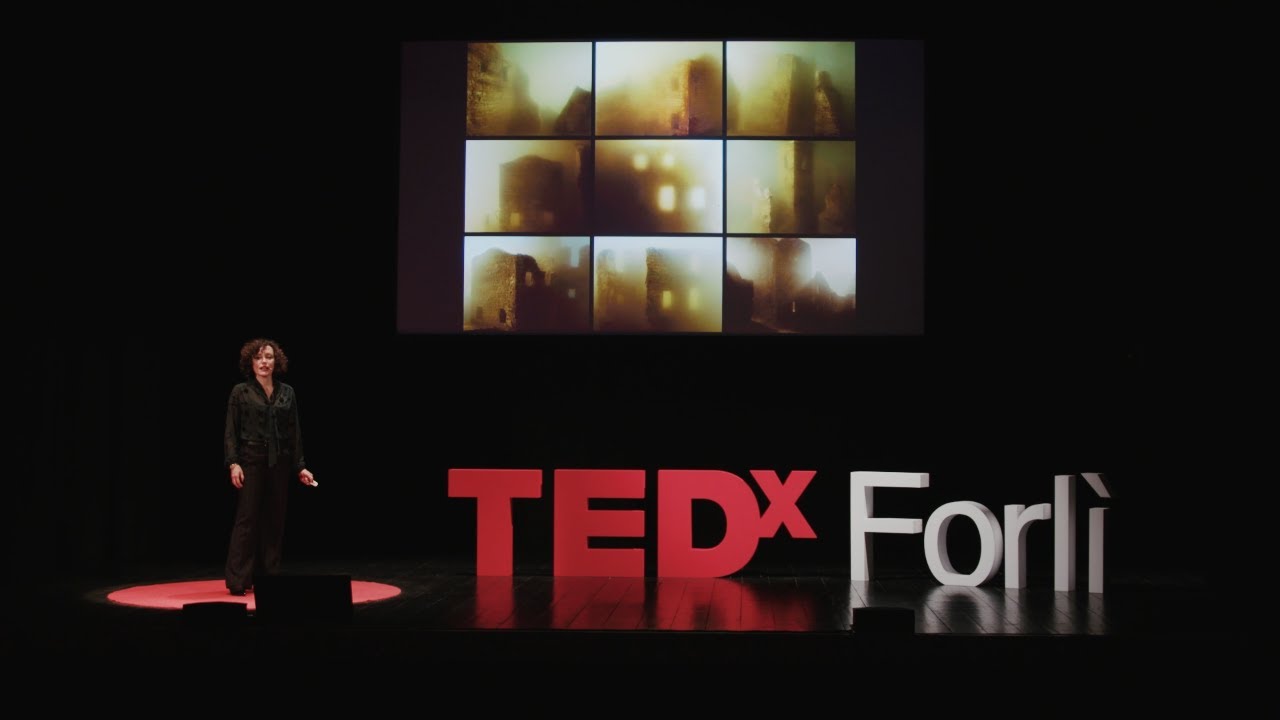 Quando la fotografia finta è più vera di quella vera | Silvia Camporesi | TEDxForlì