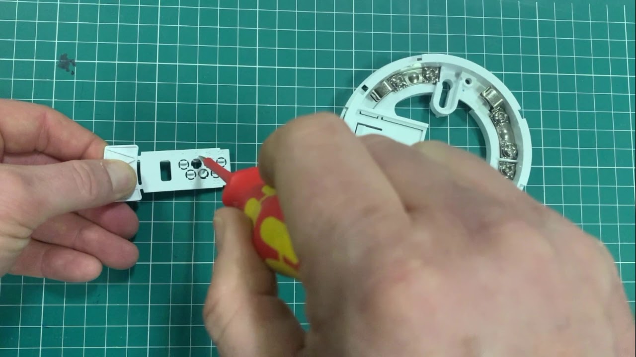 Apollo XP95 Addressable Detector Base