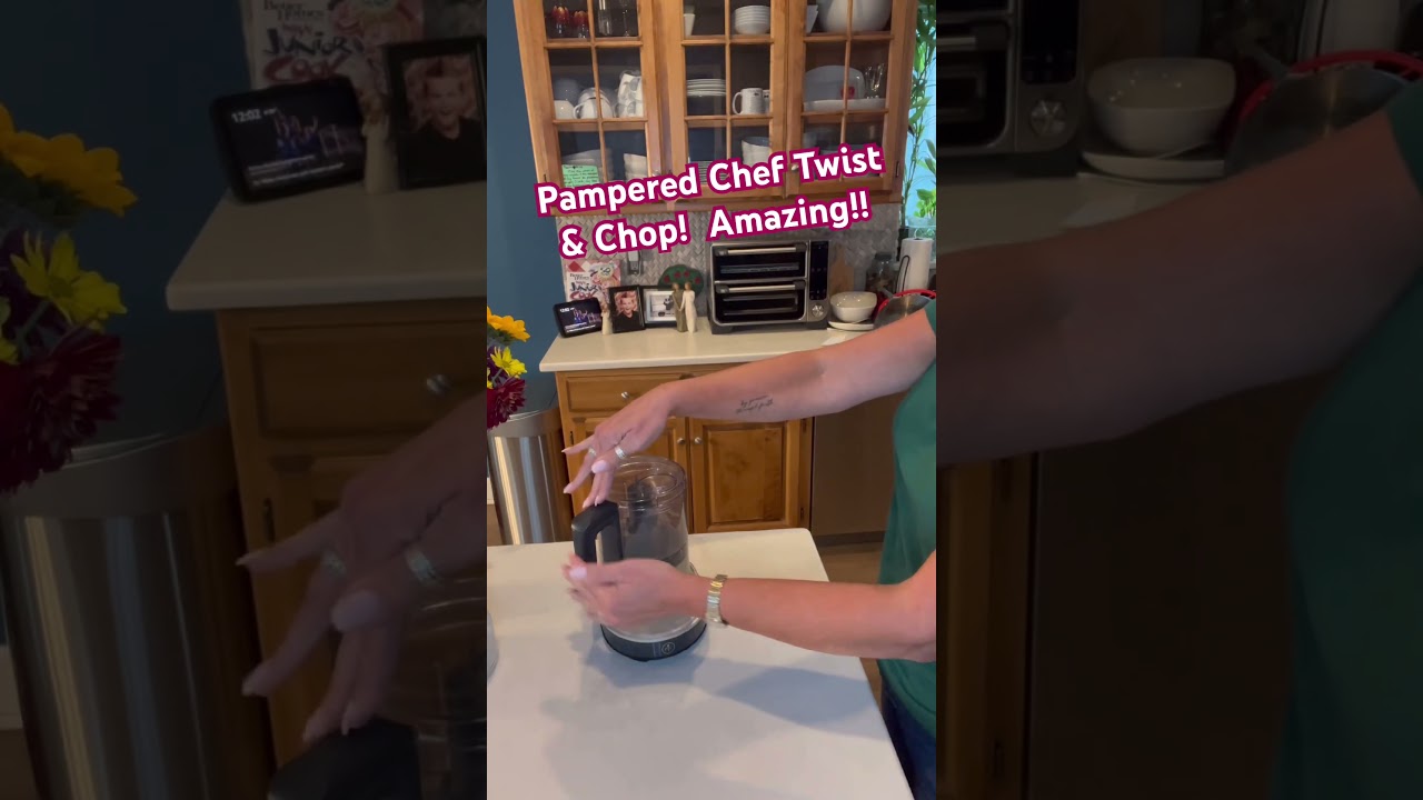 Pampered Chef Twist & Chop! Save time & be efficient! 