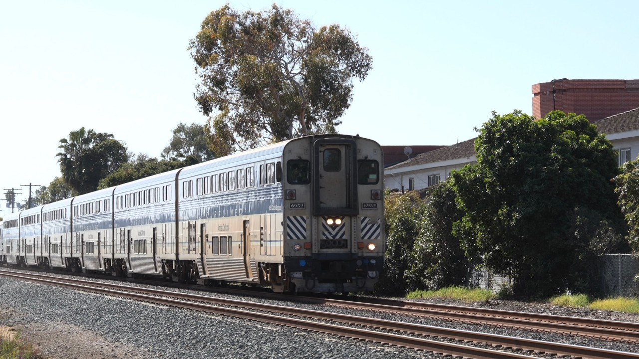 Railfanning Encinitas And CP Swami Feat. Hornshows, 90215, And More!
