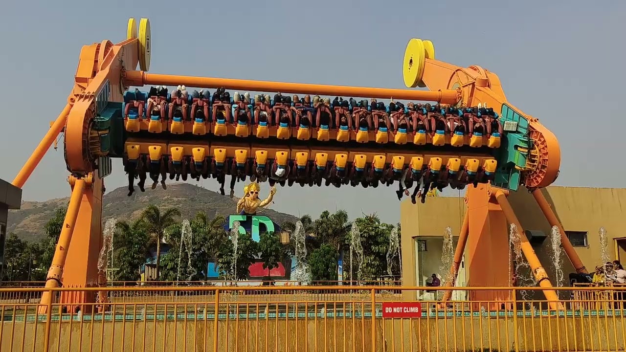 Top Spin Suspended action at Wet N Joy | High Thrill