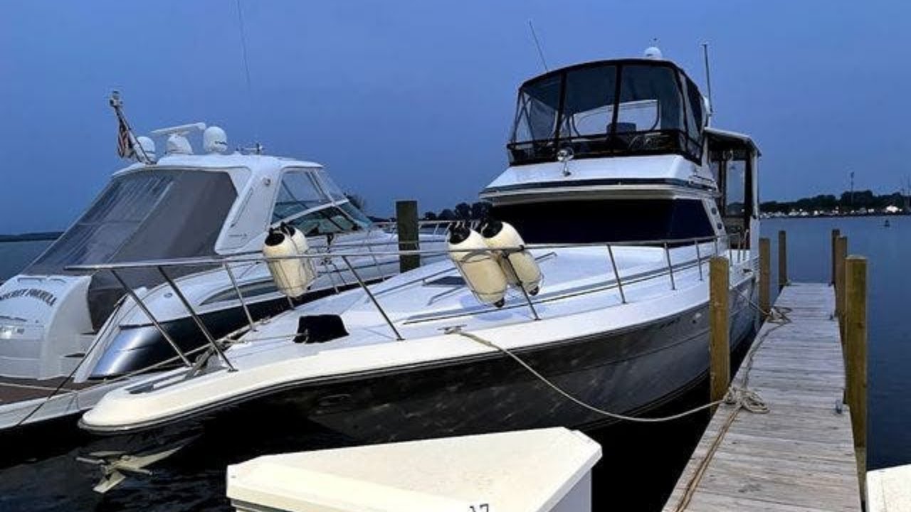1989 Sea Ray 440AC Aft Cabin Yacht Tour Skipperbuds