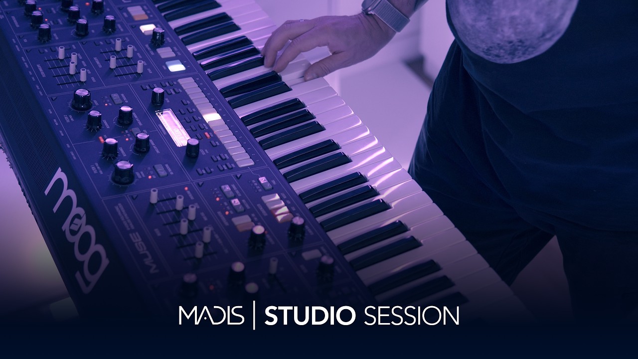 Madis - Sea of Tranquility pt. 1 | Studio Session