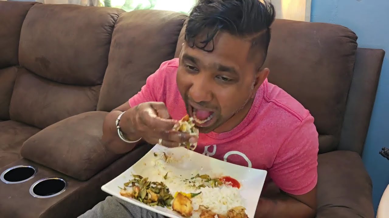 oh man oh man oh man the prapa way to eat fry snapper and BAN KORILA... 