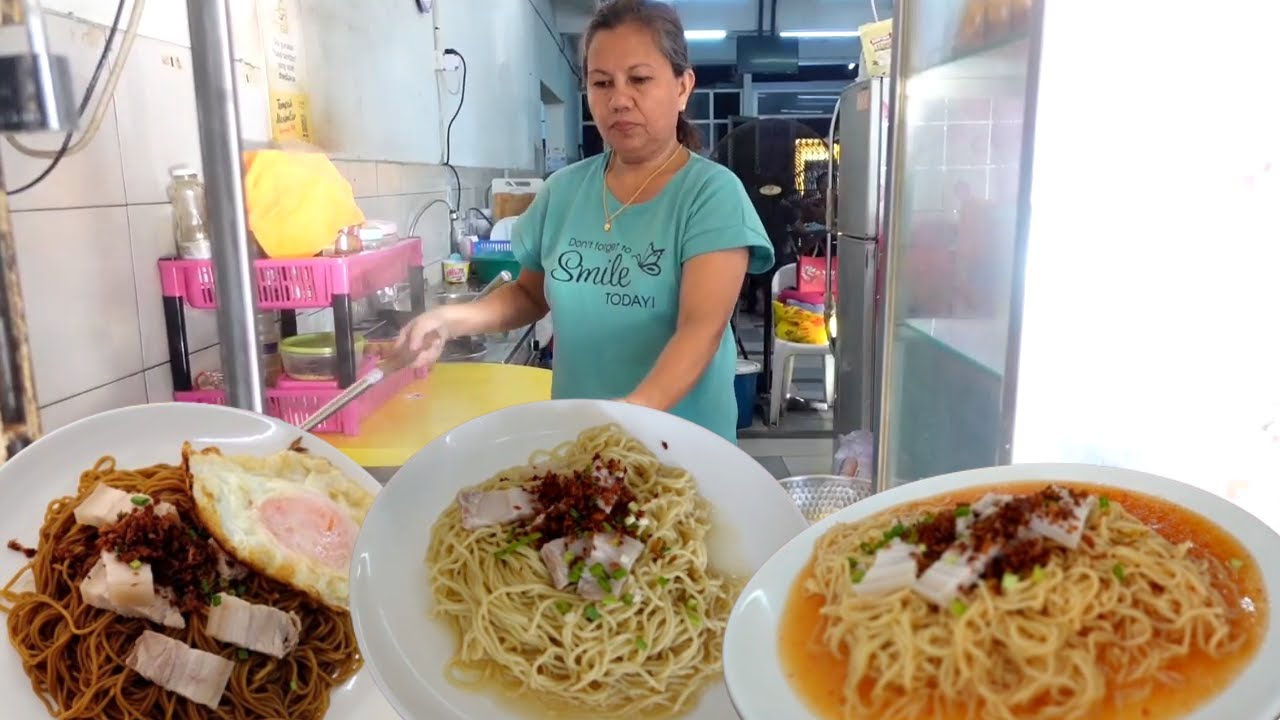 Taste Of Sarawak || Legendary Kampua Mee From This Auntie Is Very Extraordinary