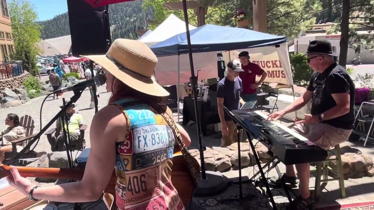 Far From Any Road (cover by the Handsome Family/True Detective Season 1)