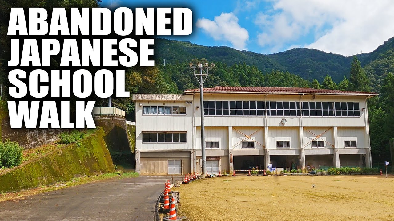 Inside THE Abandoned Japanese School @TokyoLens