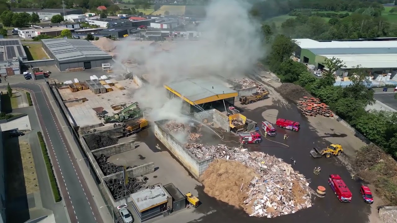 20230609 Haaksbergen Brand Vuilstort Langezaal