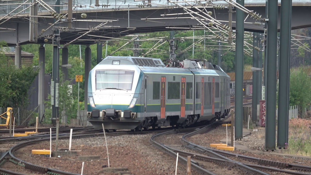 NSB Norway - Lillestrøm - Trains Arrive From Both Directions